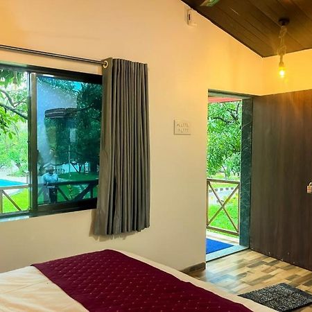 Mangozzz Magical World Hotel Panvel Bagian luar foto