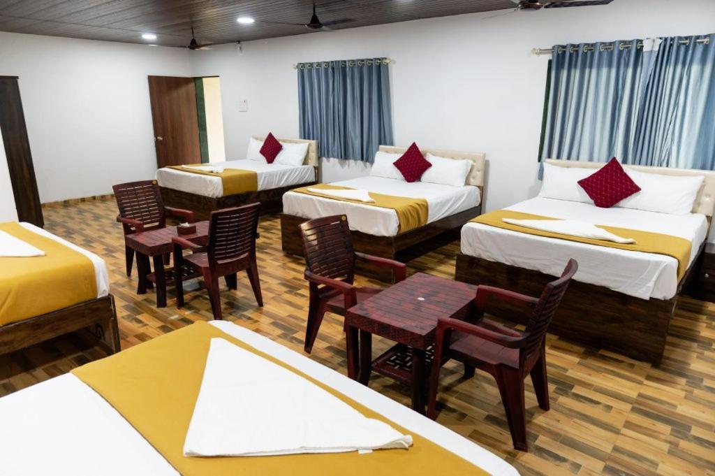 Mangozzz Magical World Hotel Panvel Bagian luar foto