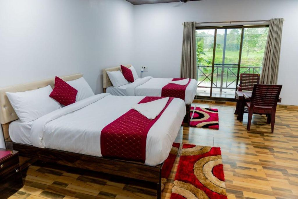Mangozzz Magical World Hotel Panvel Bagian luar foto