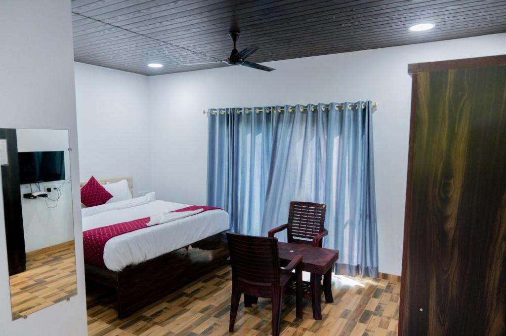Mangozzz Magical World Hotel Panvel Bagian luar foto